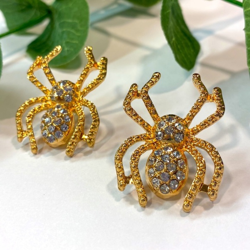 Crystal statement spider stud earrings